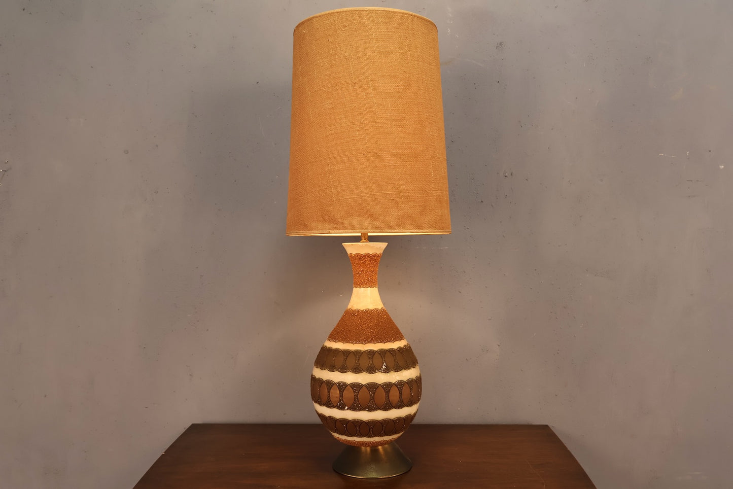 Mid Century Banded Chalkware Table Lamp