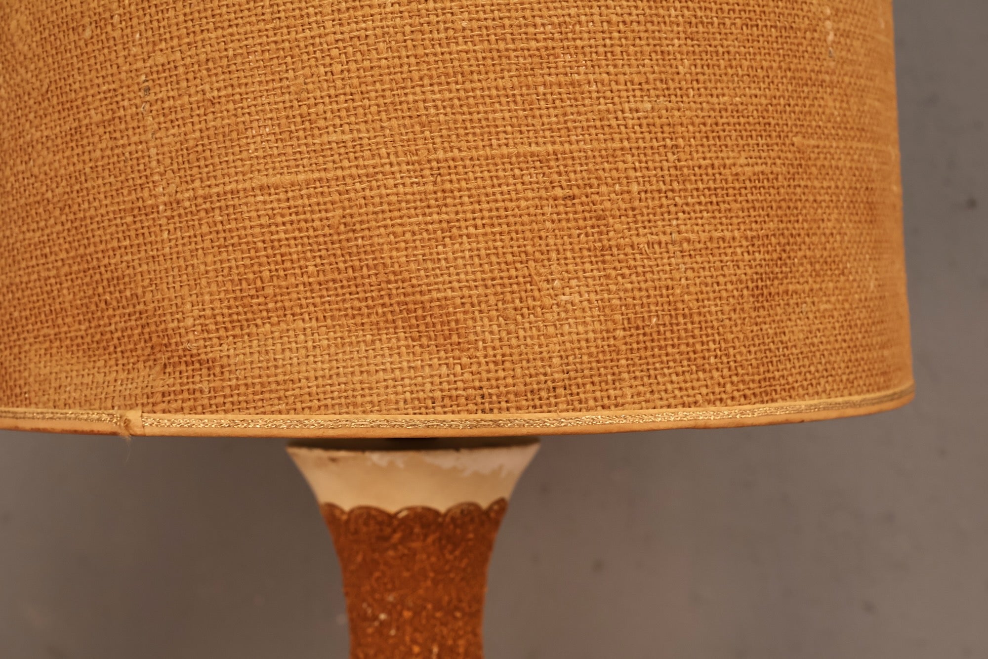 Mid Century Banded Chalkware Table Lamp – Furnish Green