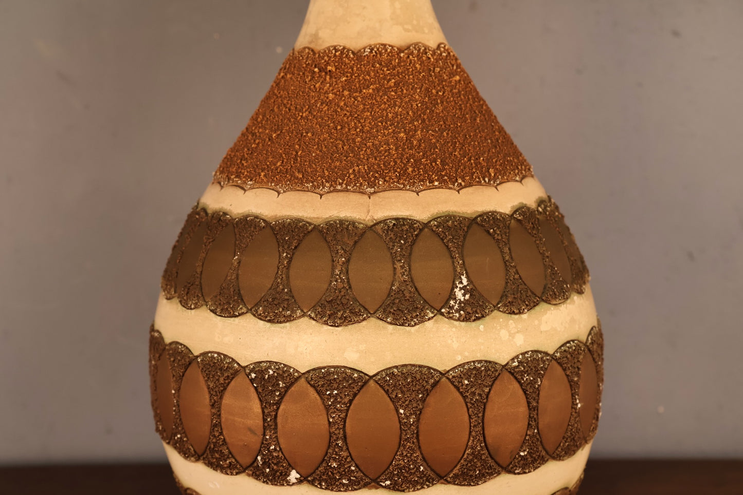 Mid Century Banded Chalkware Table Lamp