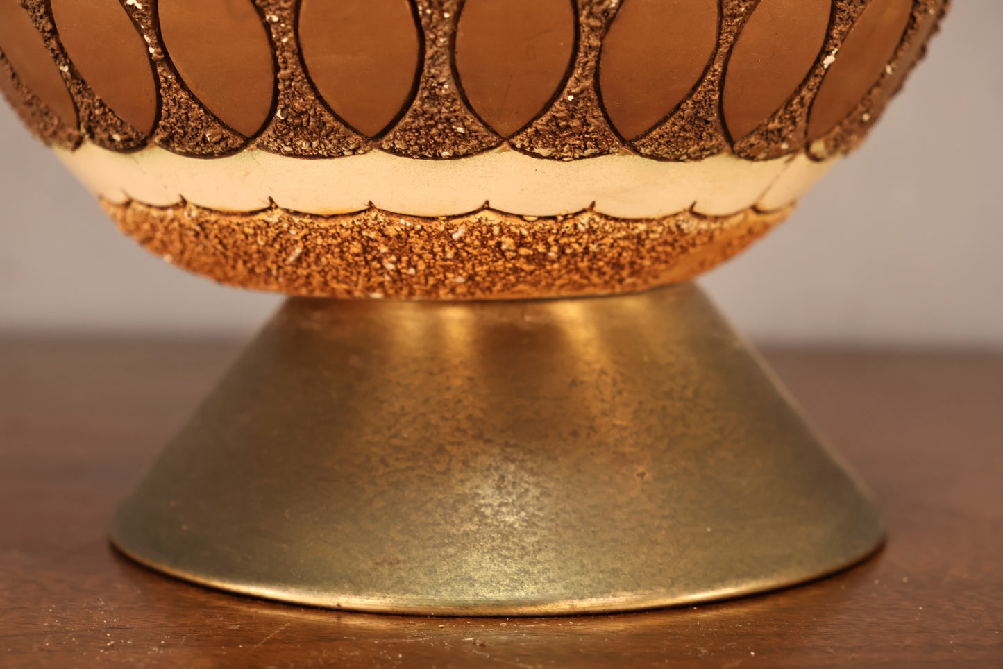 Mid Century Banded Chalkware Table Lamp