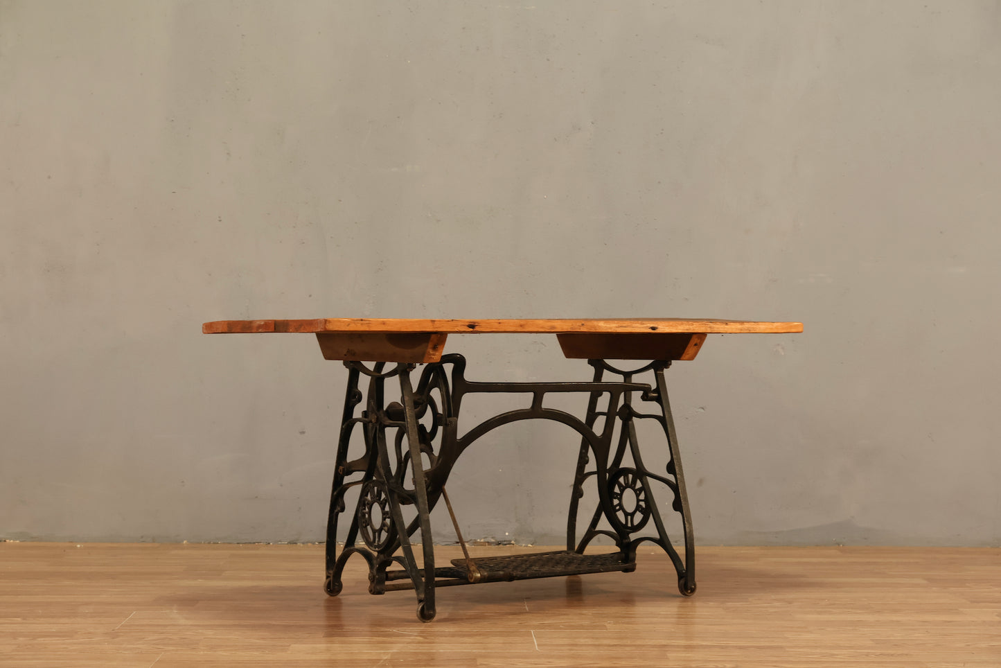 Singer Sewing Machine Coffee Table - ONLINE ONLY