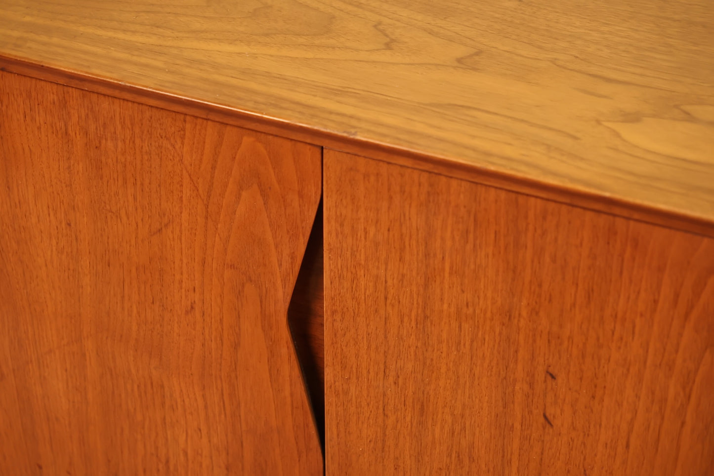 Luxe 1960s 6-Drawer Credenza