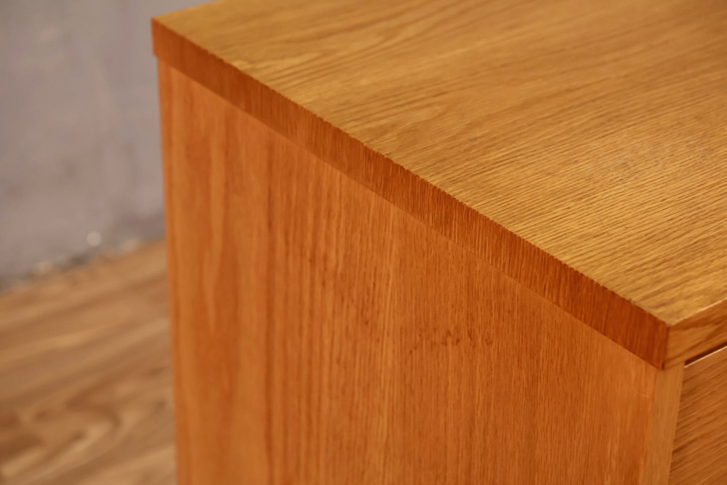 Simple Blonde 1-Drawer Nightstand - ONLINE ONLY