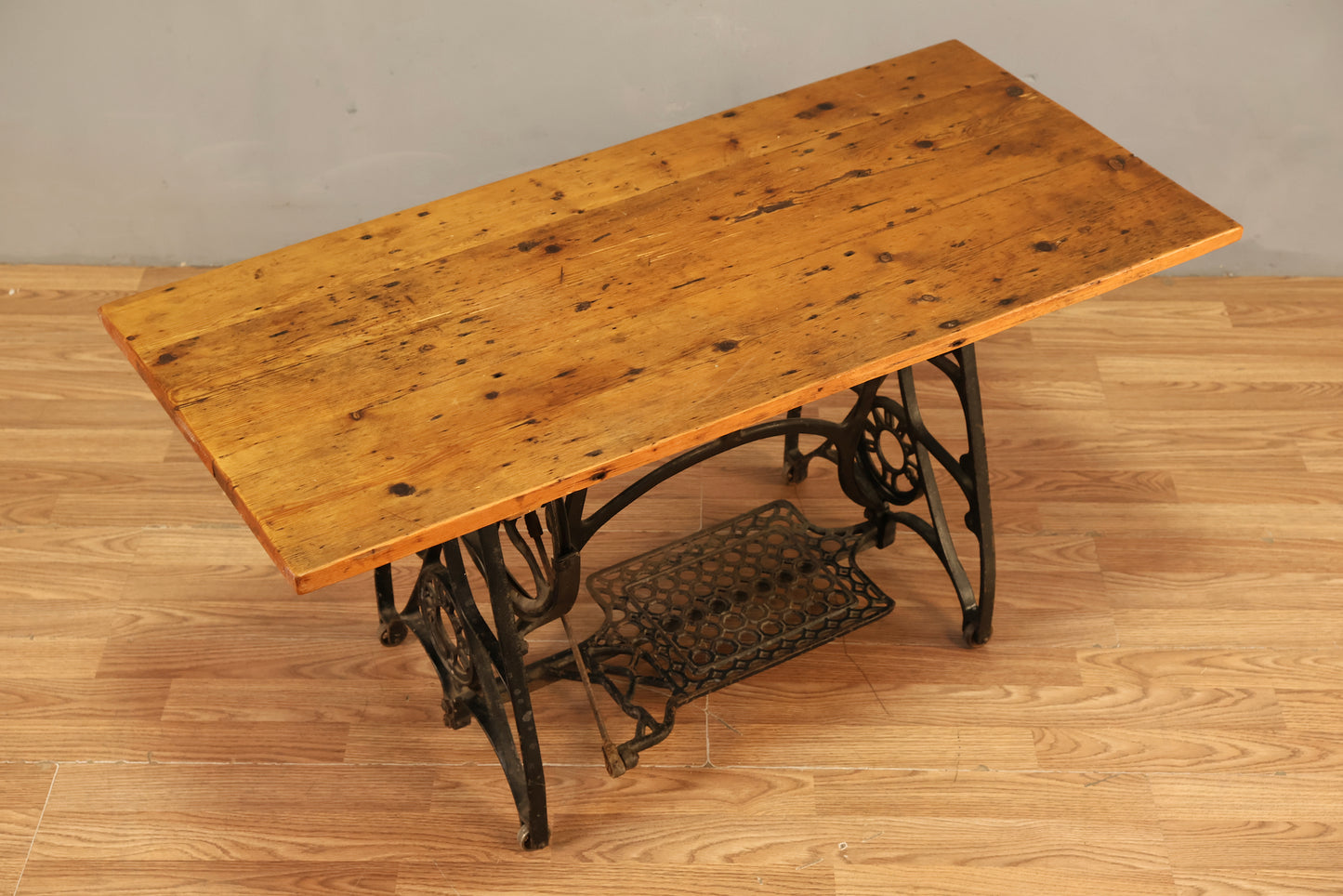 Singer Sewing Machine Coffee Table - ONLINE ONLY