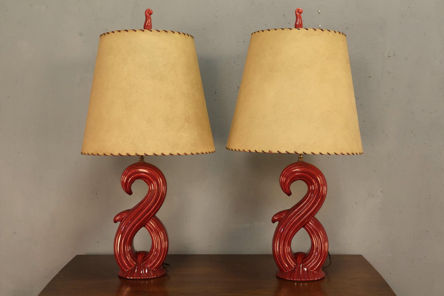 Royal Haeger Scarlet Swirl Table Lamp