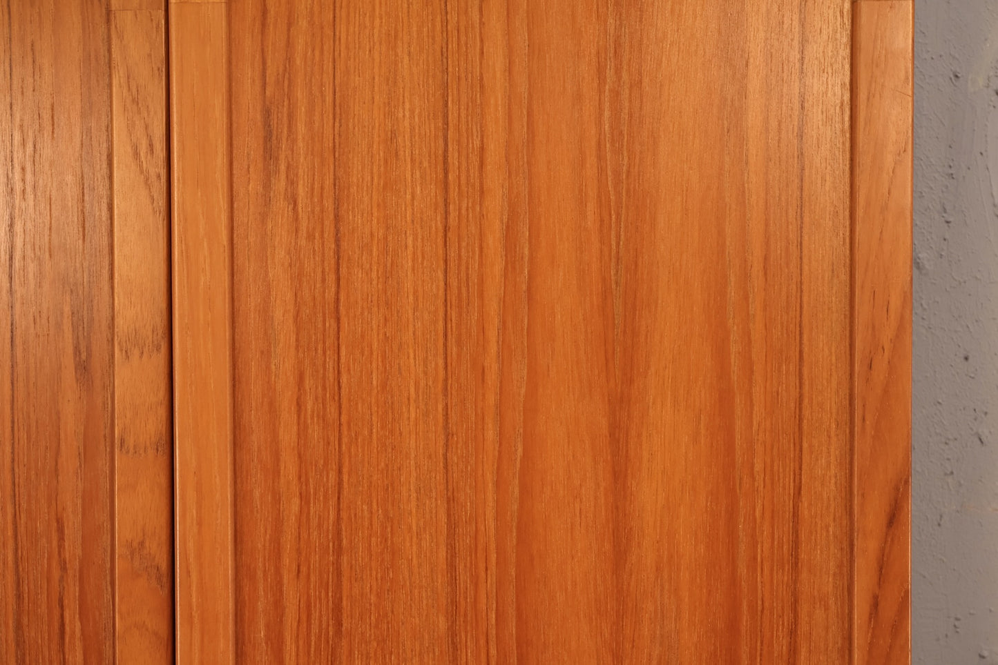 Large Jesper Teak Tri-Fold Mirror