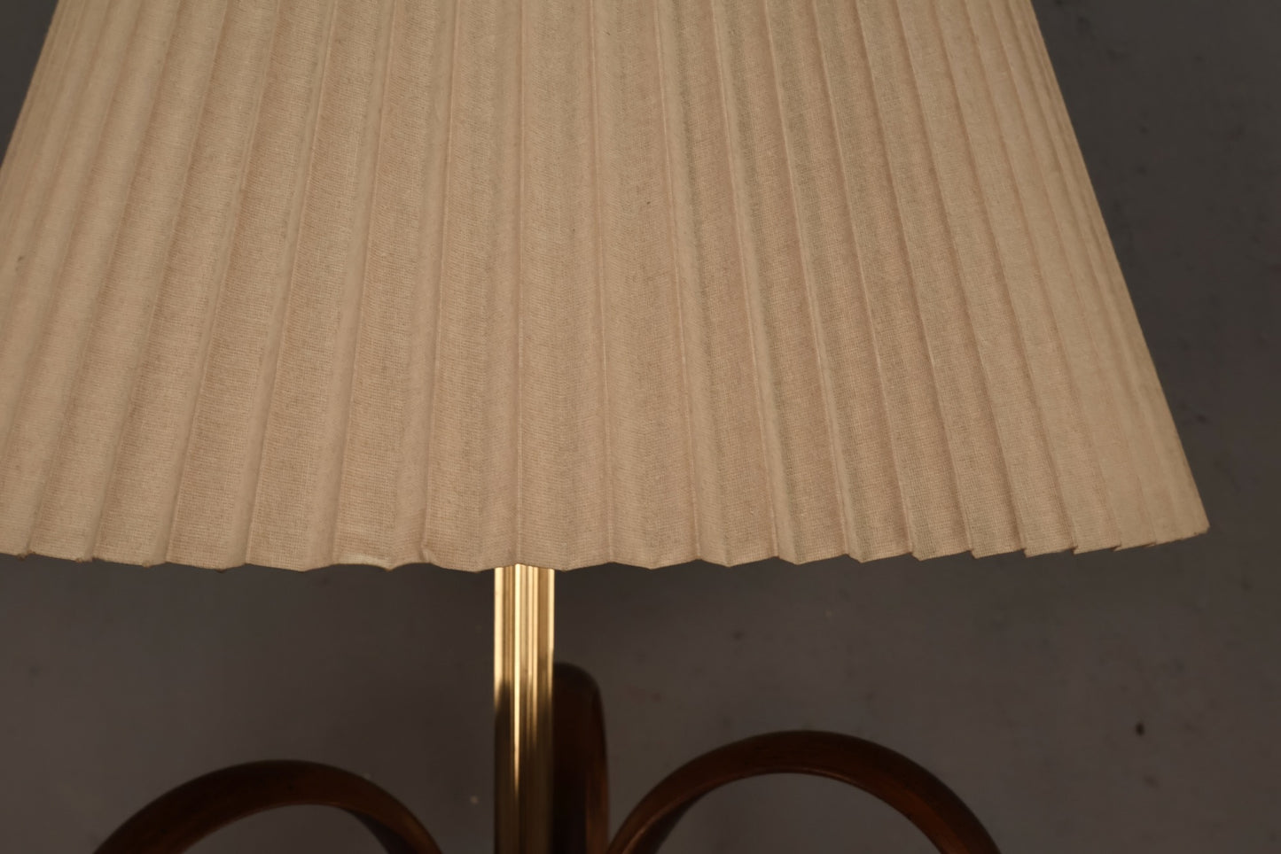 Bentwood Table Lamp