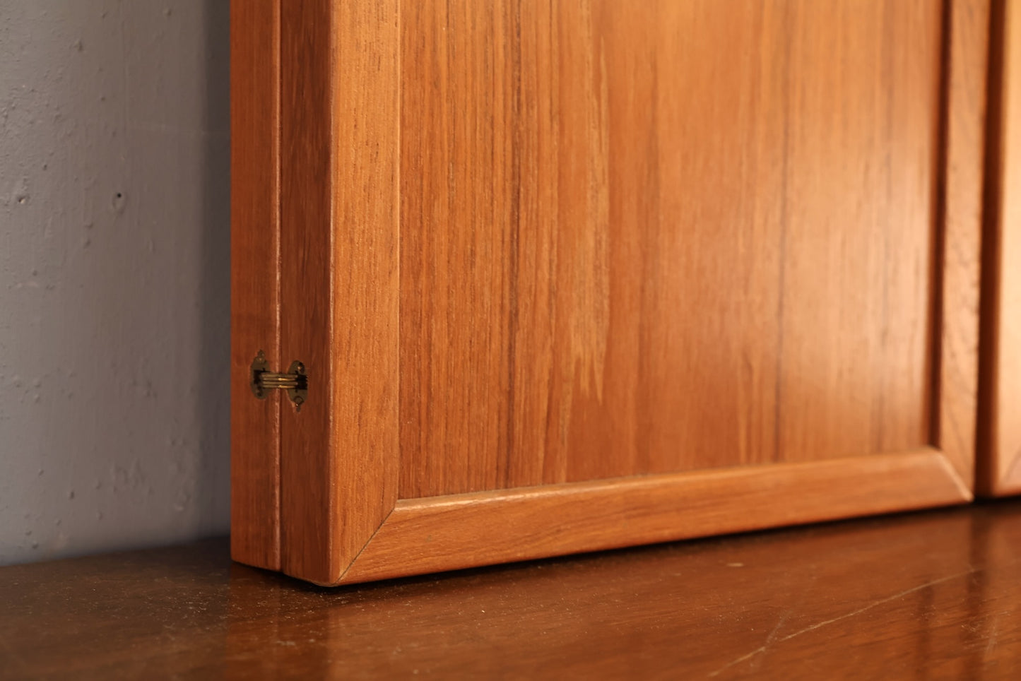 Large Jesper Teak Tri-Fold Mirror