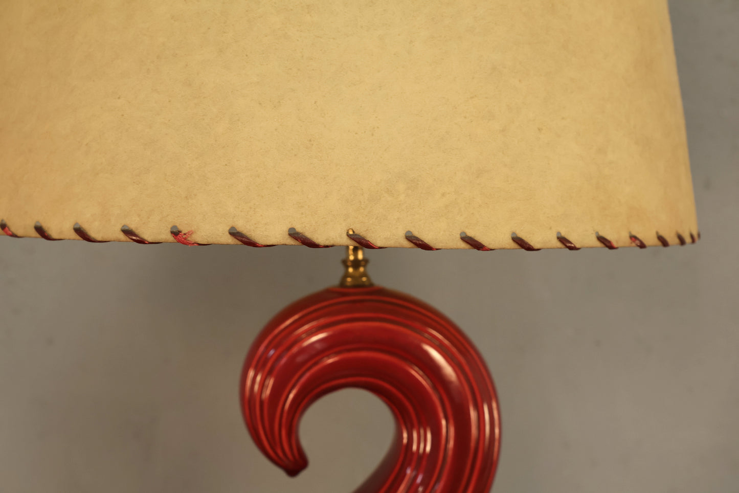 Royal Haeger Scarlet Swirl Table Lamp