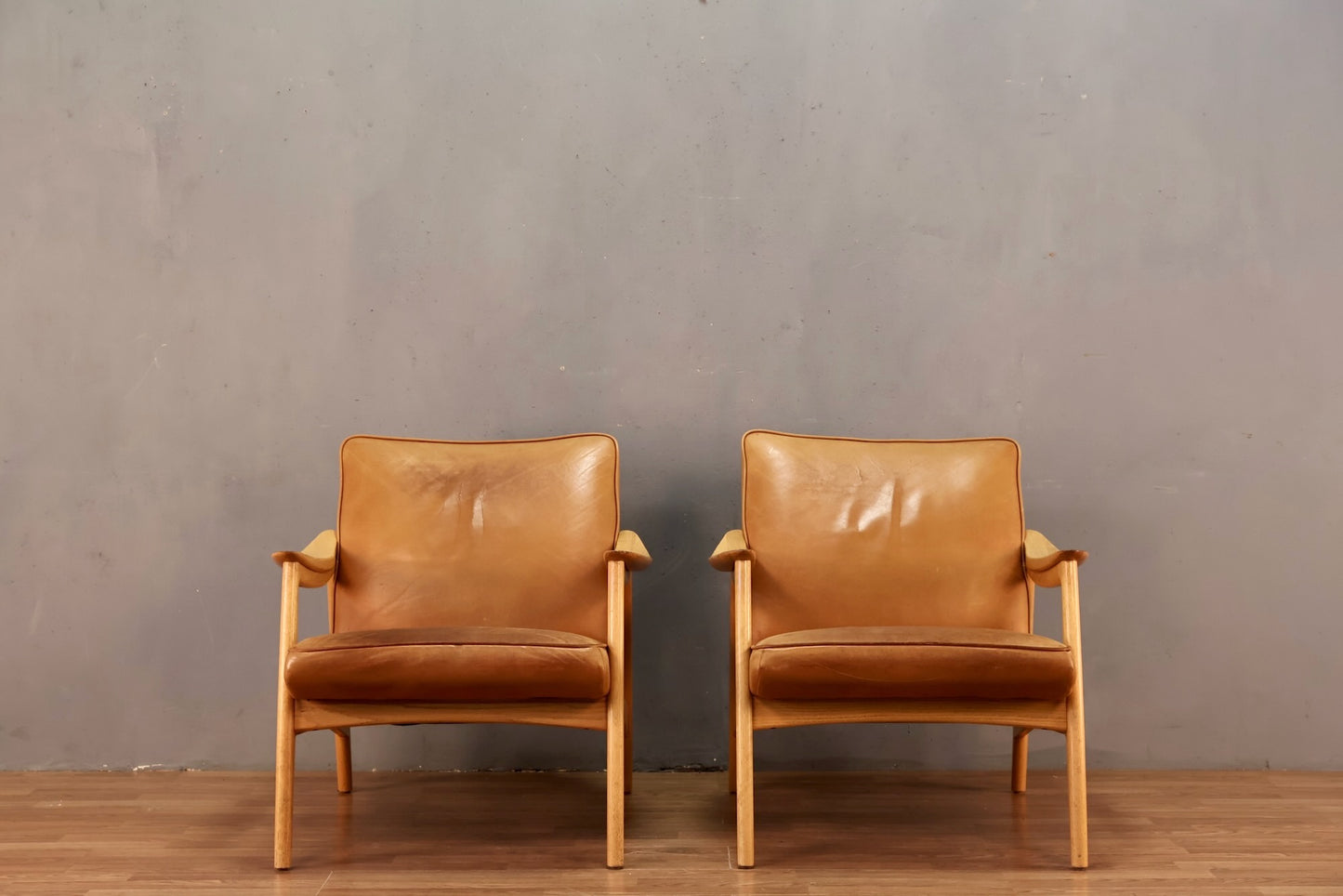 Nemschoff Tan Leather & Blonde Lounge Chair - ONLINE ONLY
