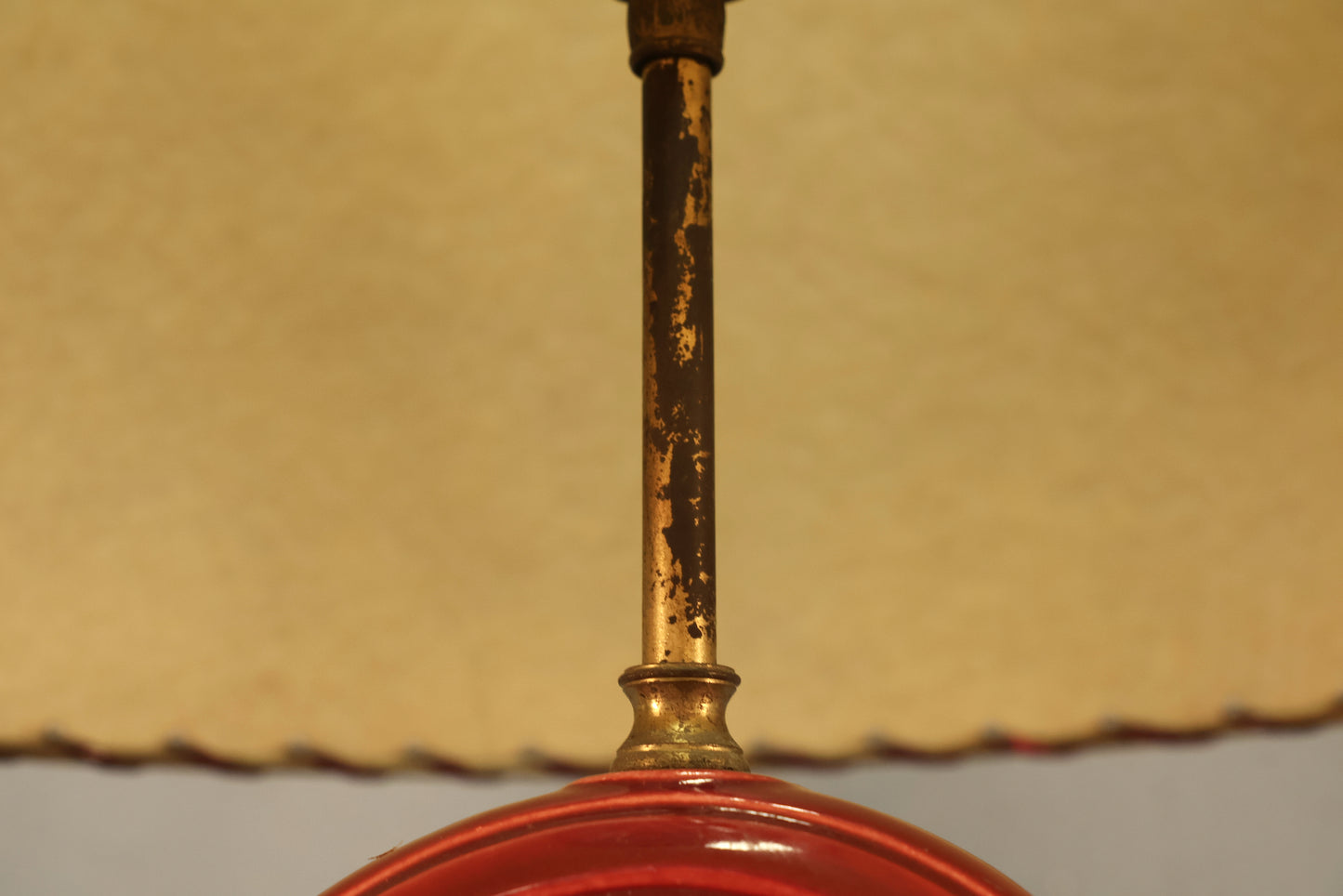 Royal Haeger Scarlet Swirl Table Lamp