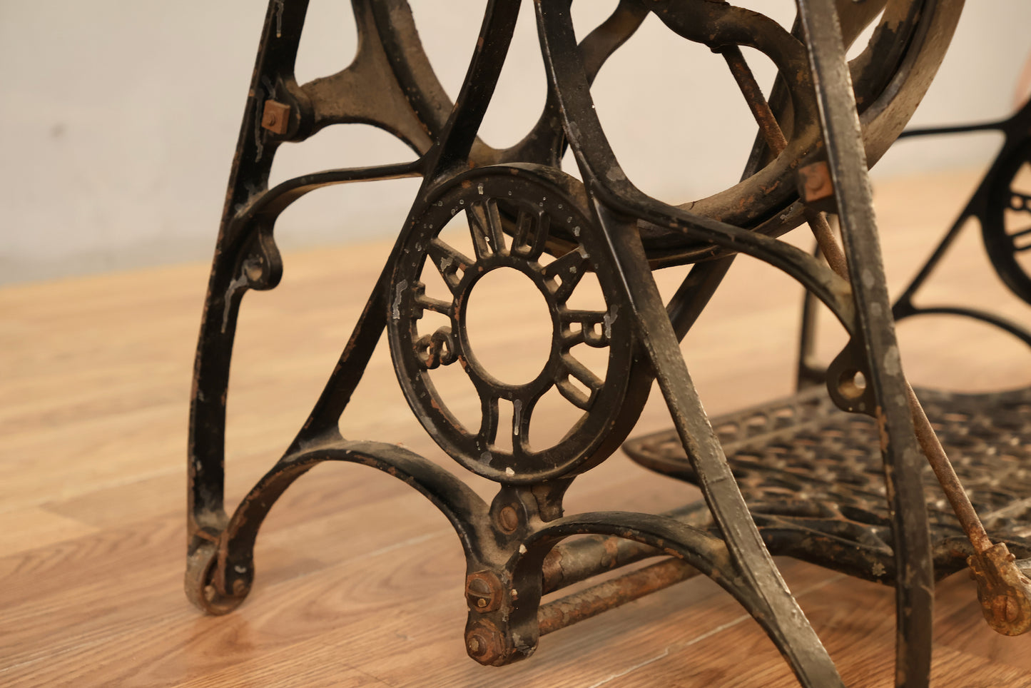 Singer Sewing Machine Coffee Table - ONLINE ONLY