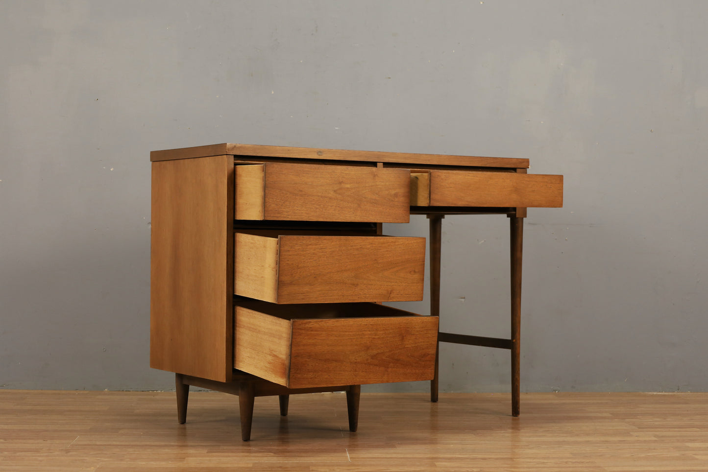 Classic Walnut & Laminate 4-Drawer Desk