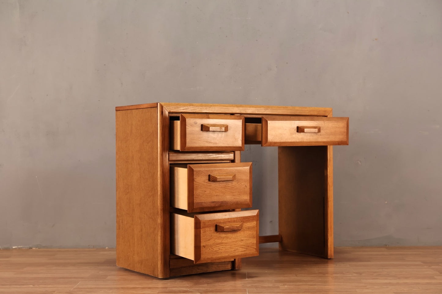 Lea Oak & Laminate 4-Drawer Desk
