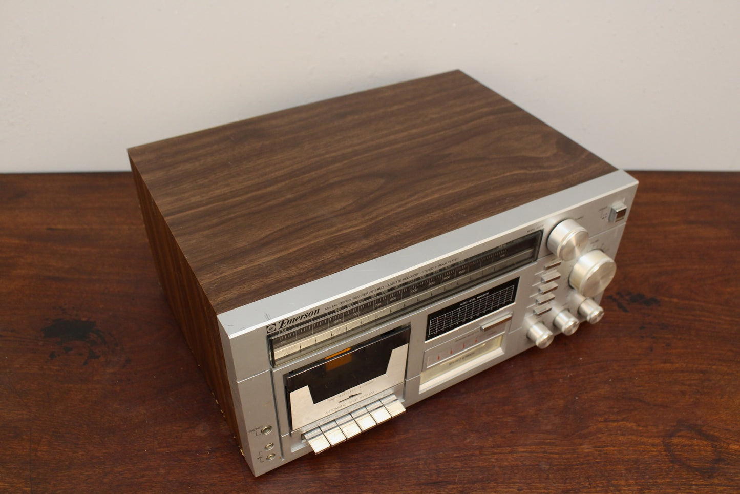Emerson Stereo Receiver