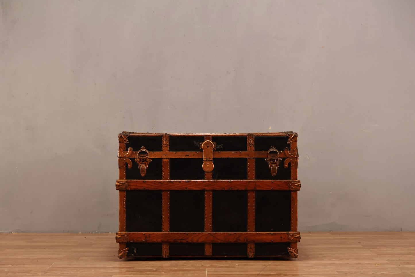 Luxe Oak-Banded Steamer Trunk - ONLINE ONLY