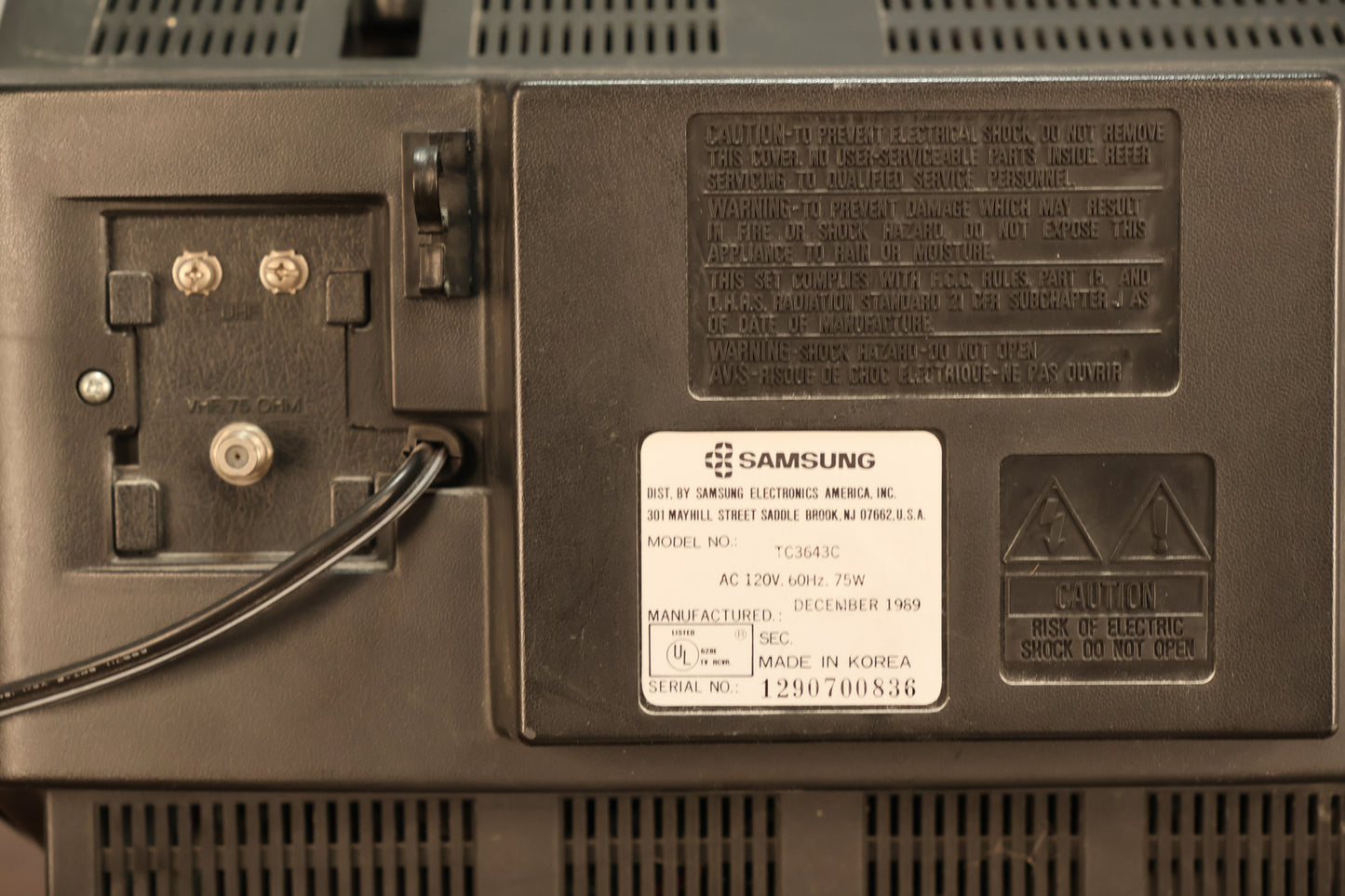 Samsung Woodgrain Television