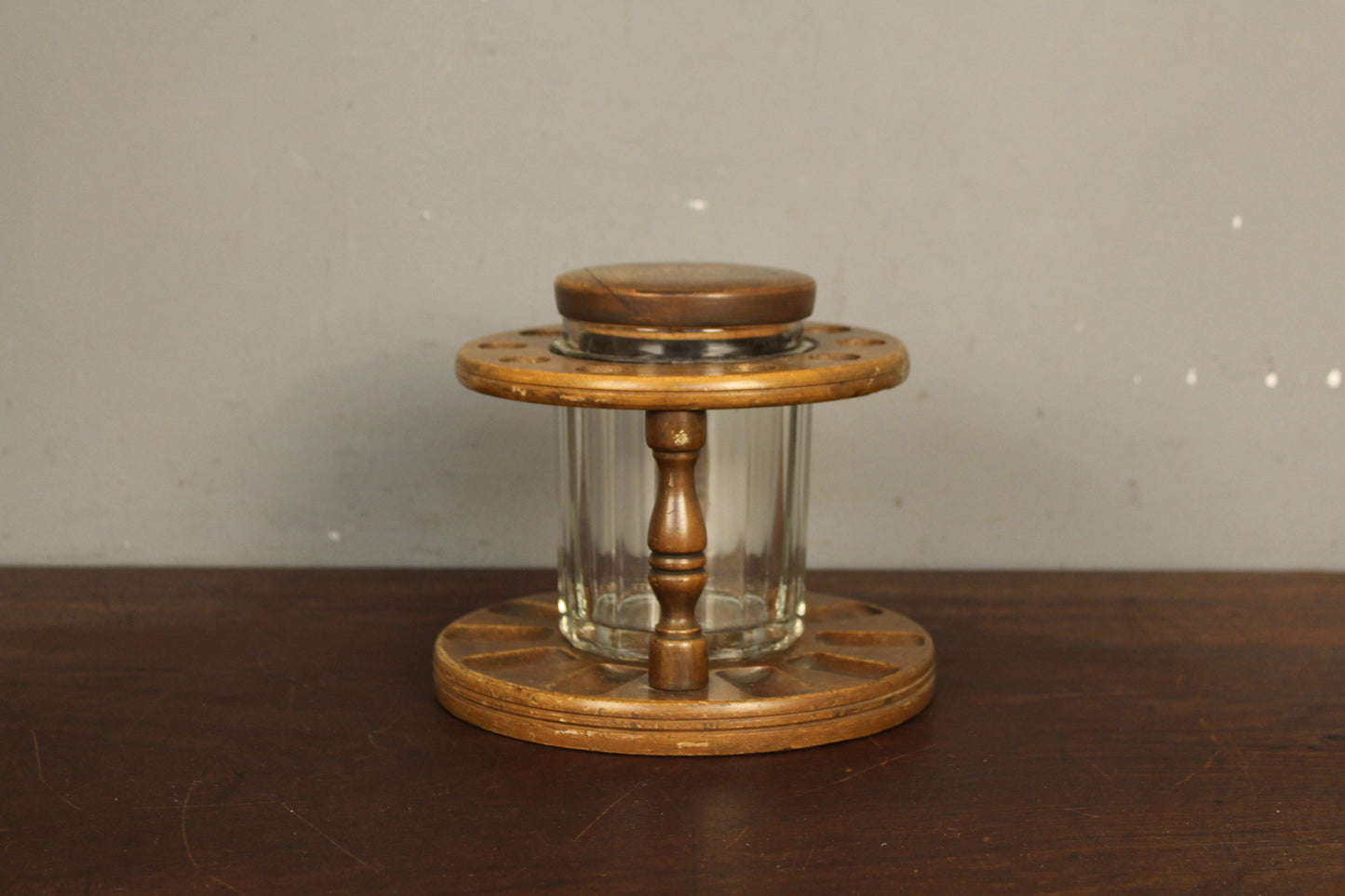 Walnut Pipe Stand & Humidor