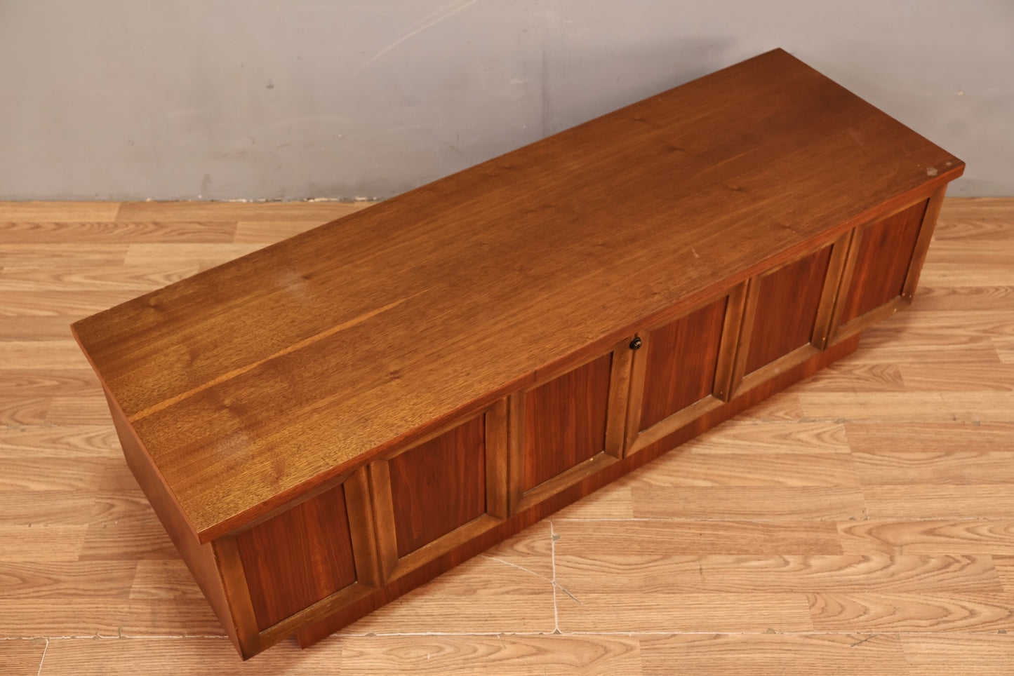 Lane Mid Century "Princess" Cedar Chest