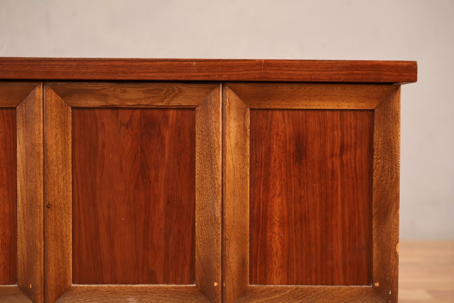 Lane Mid Century "Princess" Cedar Chest