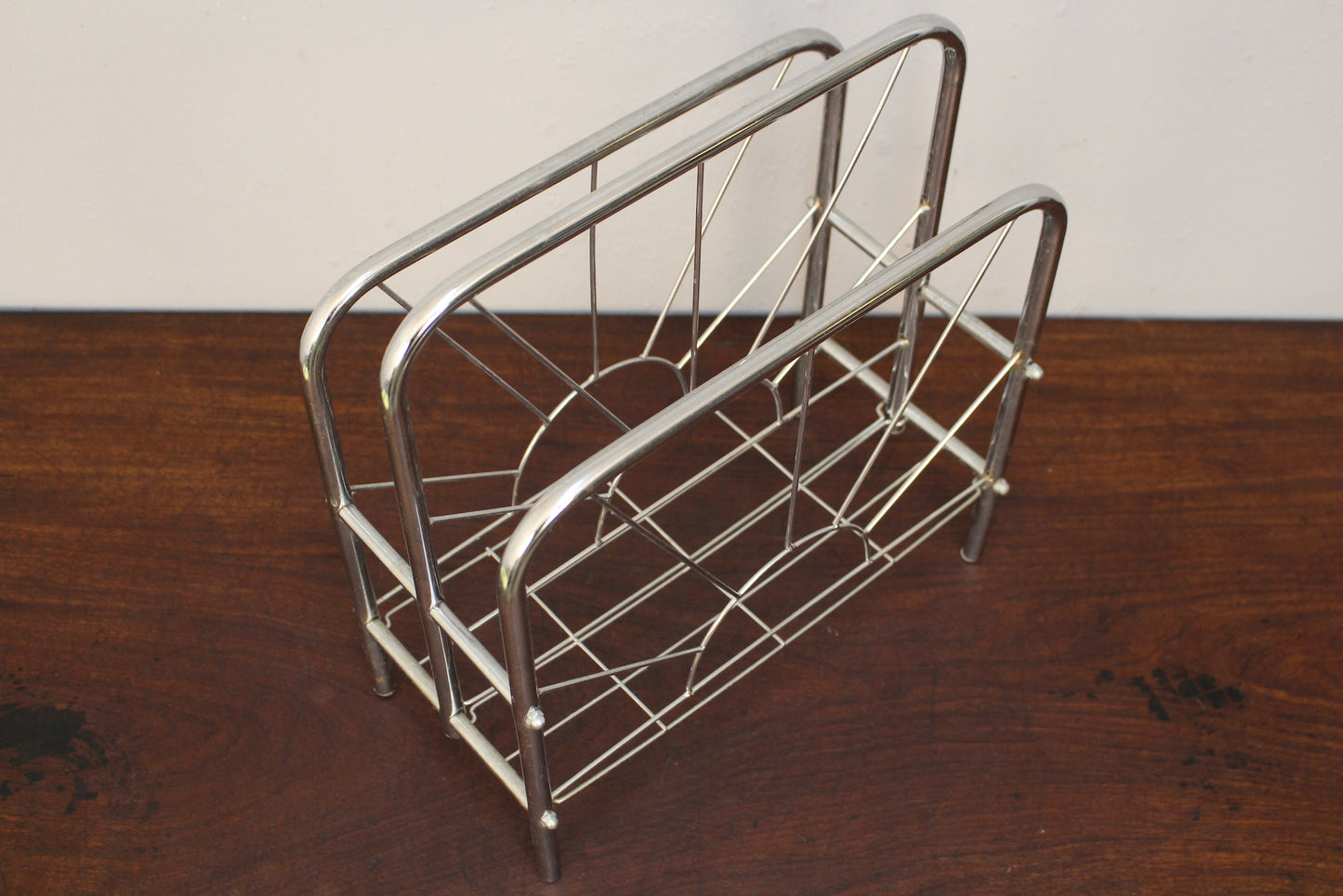 Chrome Sunrise Magazine Rack