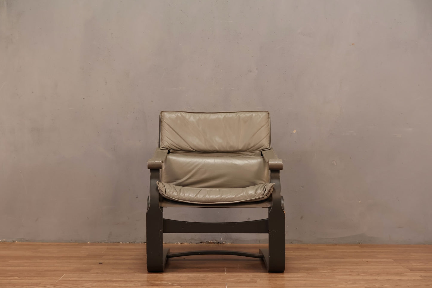 1970s Nelo Gray Leather Bentwood Lounge Chair - ONLINE ONLY