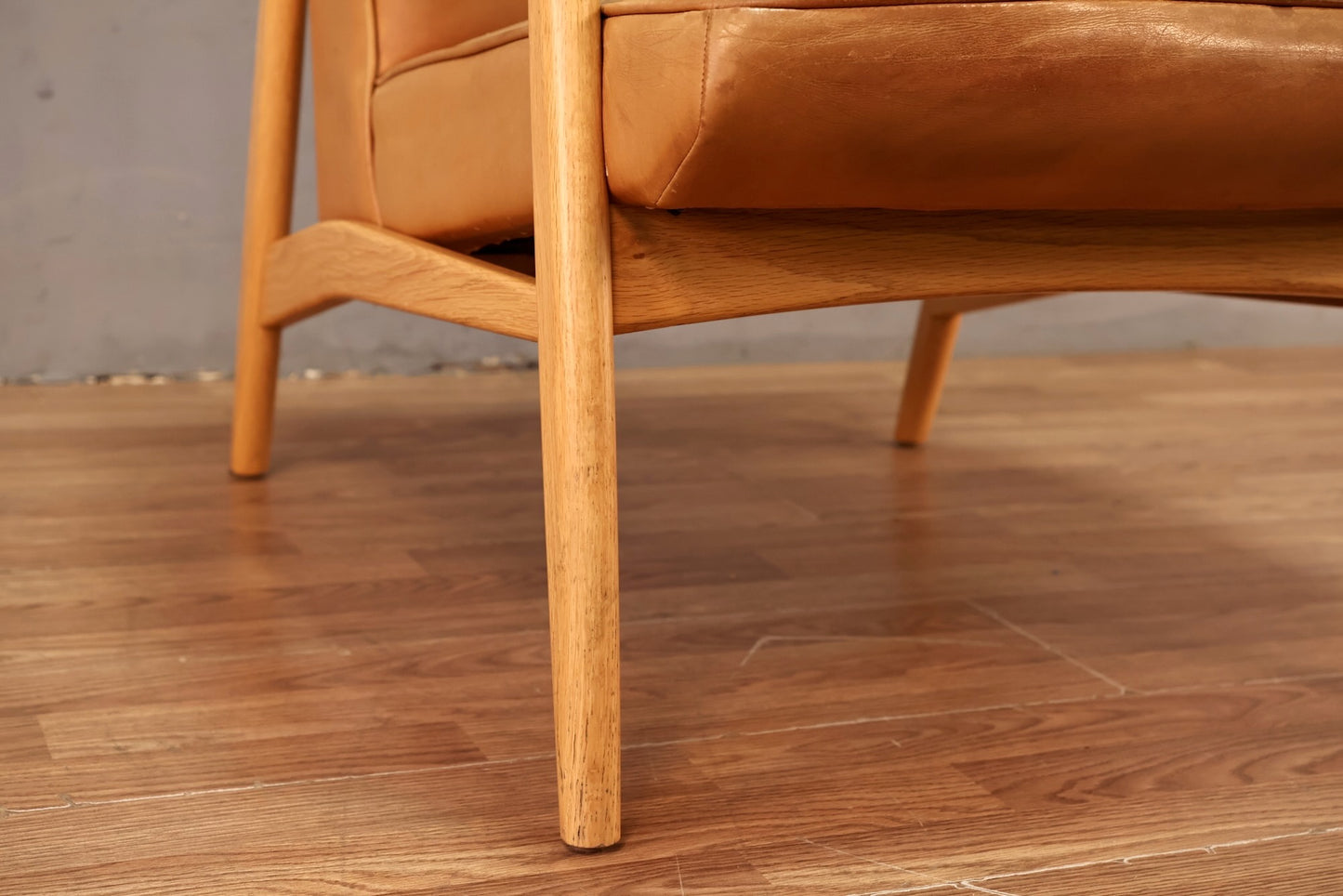 Nemschoff Tan Leather & Blonde Lounge Chair - ONLINE ONLY