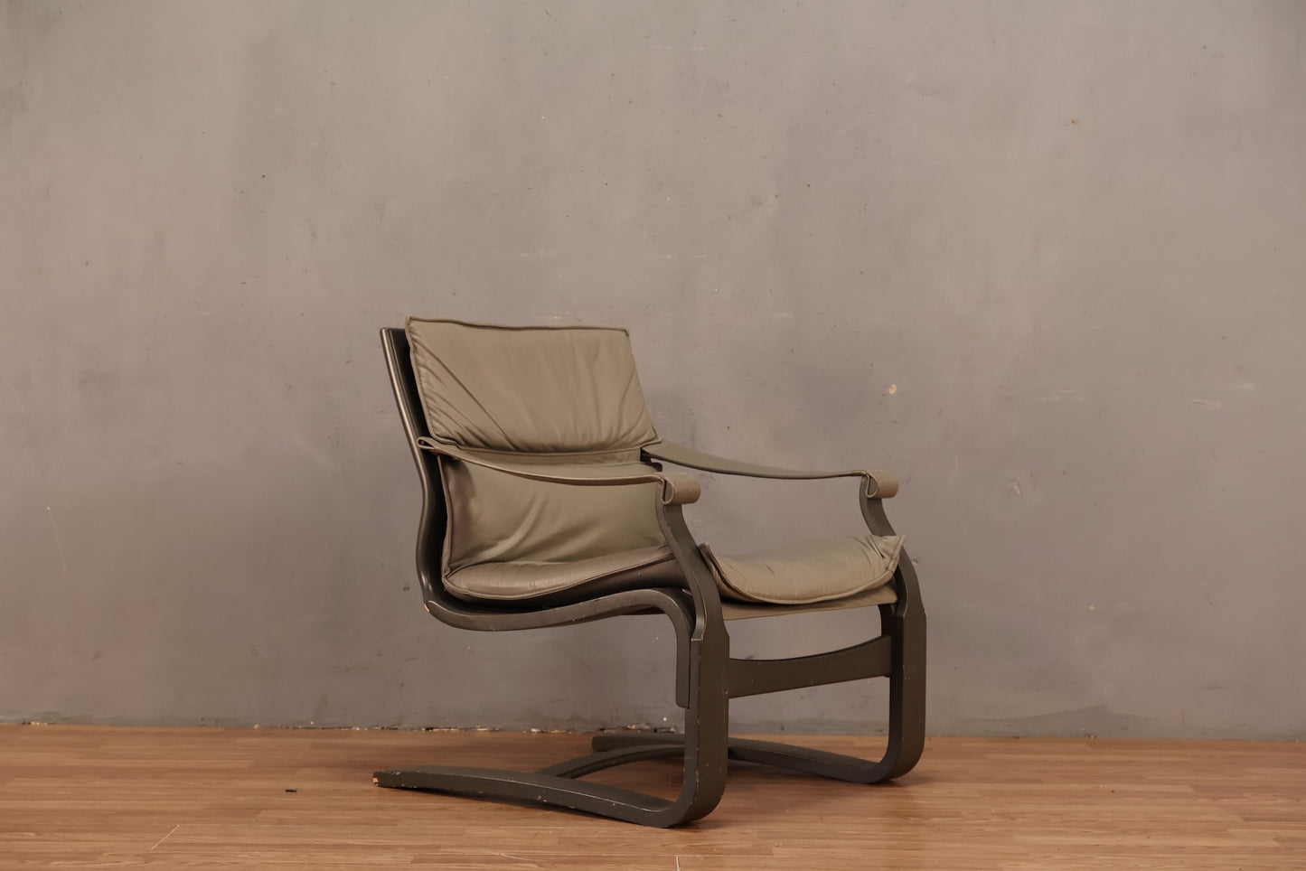 1970s Nelo Gray Leather Bentwood Lounge Chair - ONLINE ONLY