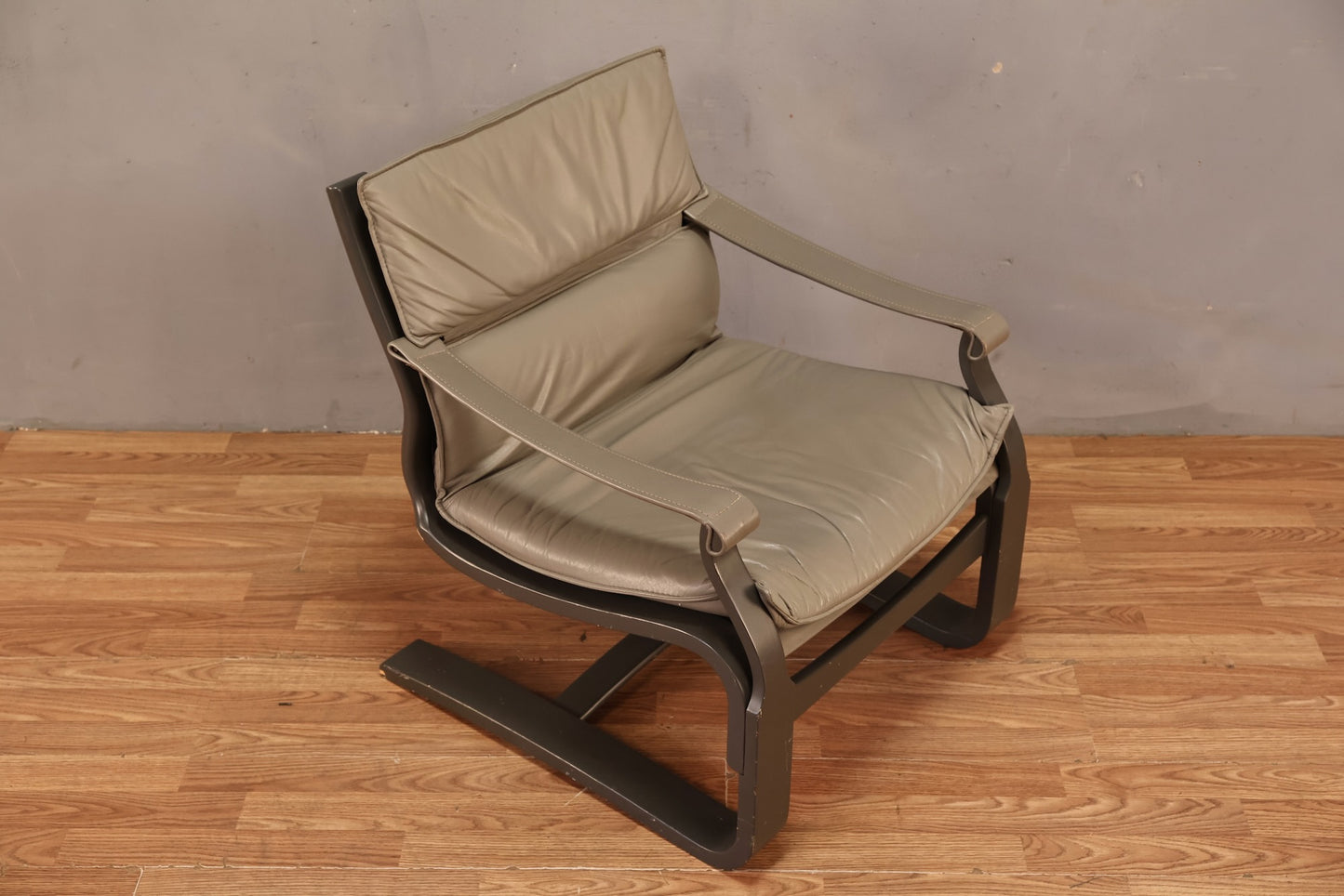1970s Nelo Gray Leather Bentwood Lounge Chair - ONLINE ONLY