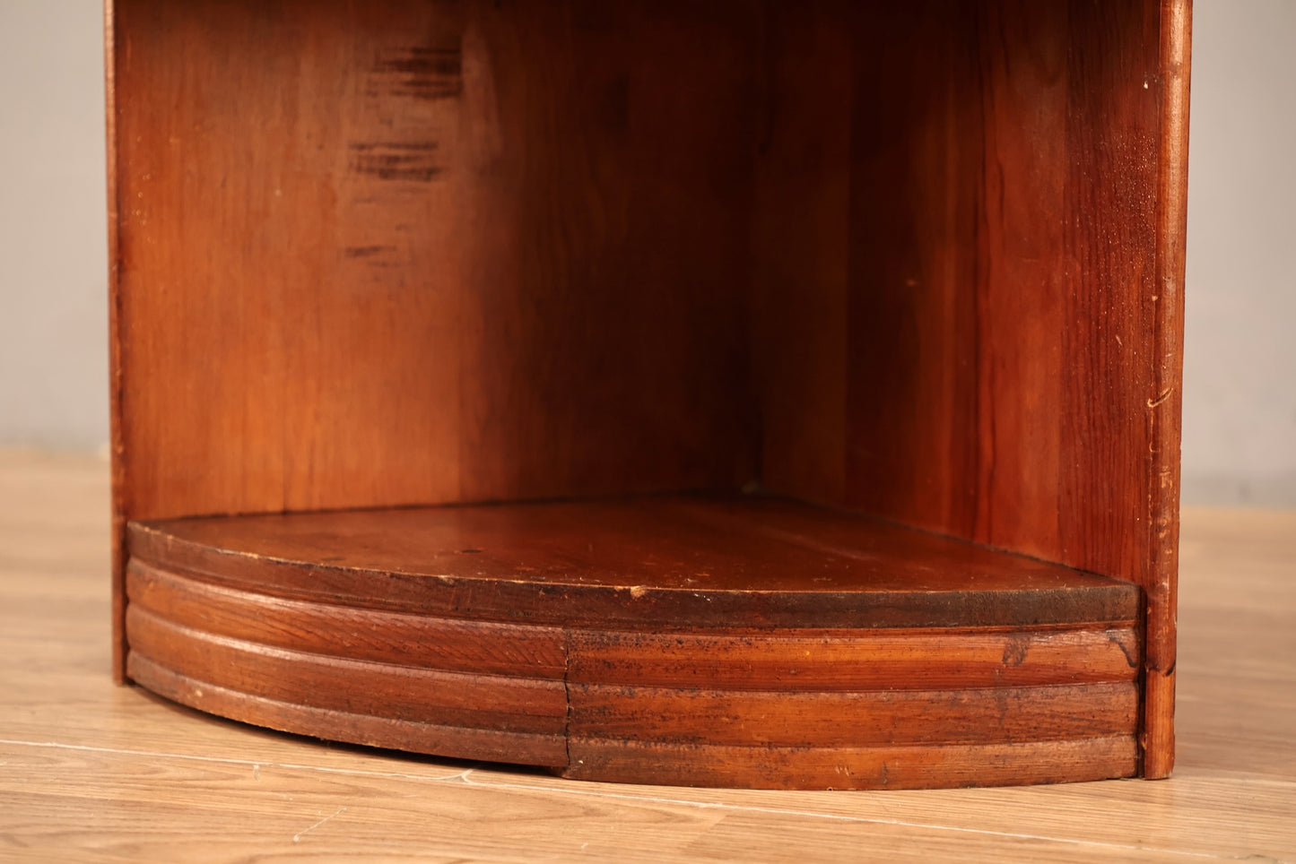 Country 5-Tier Corner Shelf