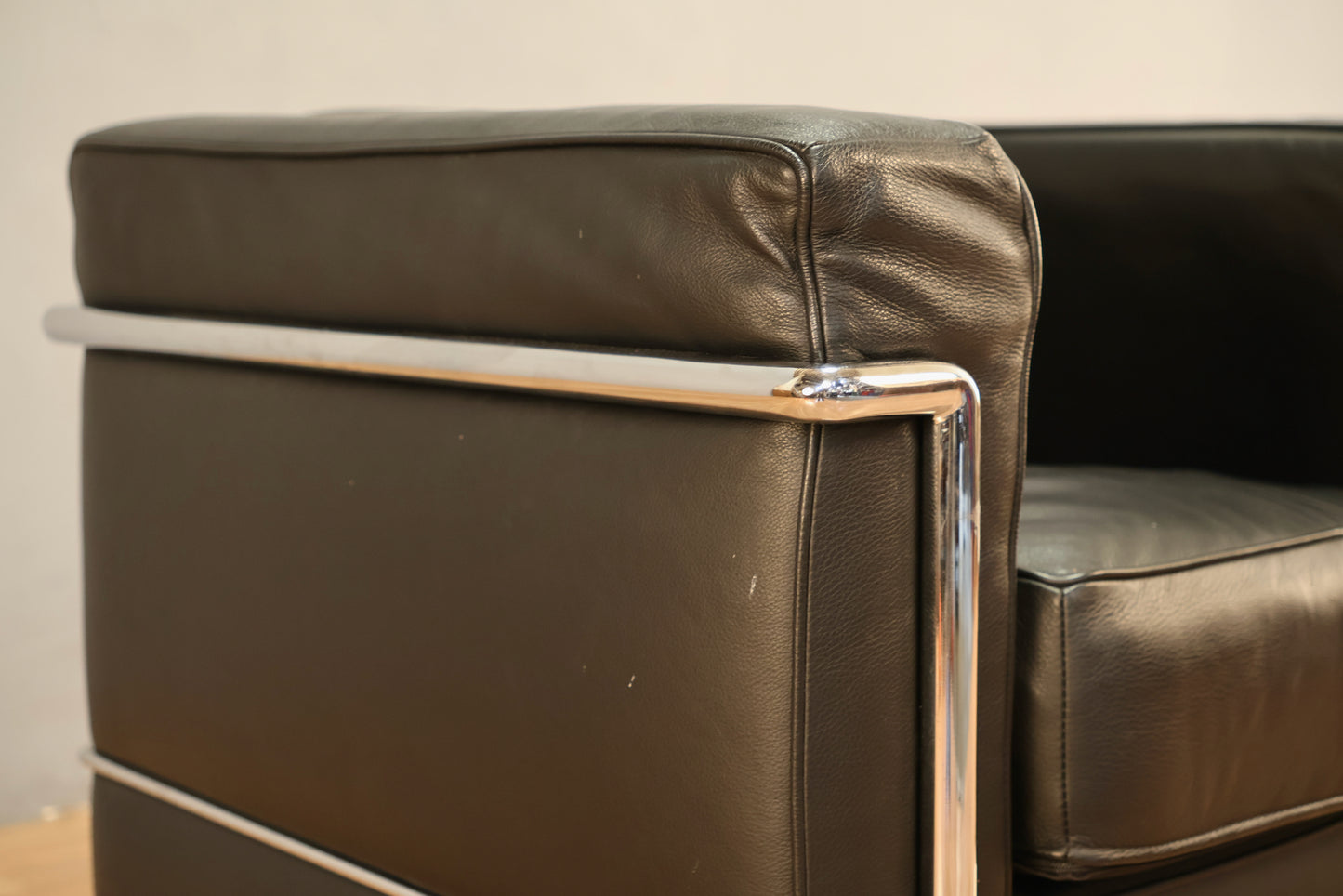 Le Corbusier-Style "Petit Modele" Club Chair