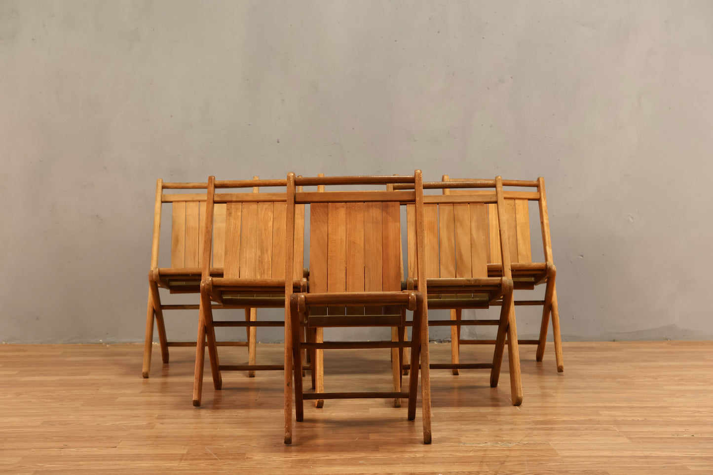 Slatted Wood Children's Folding Chair Q