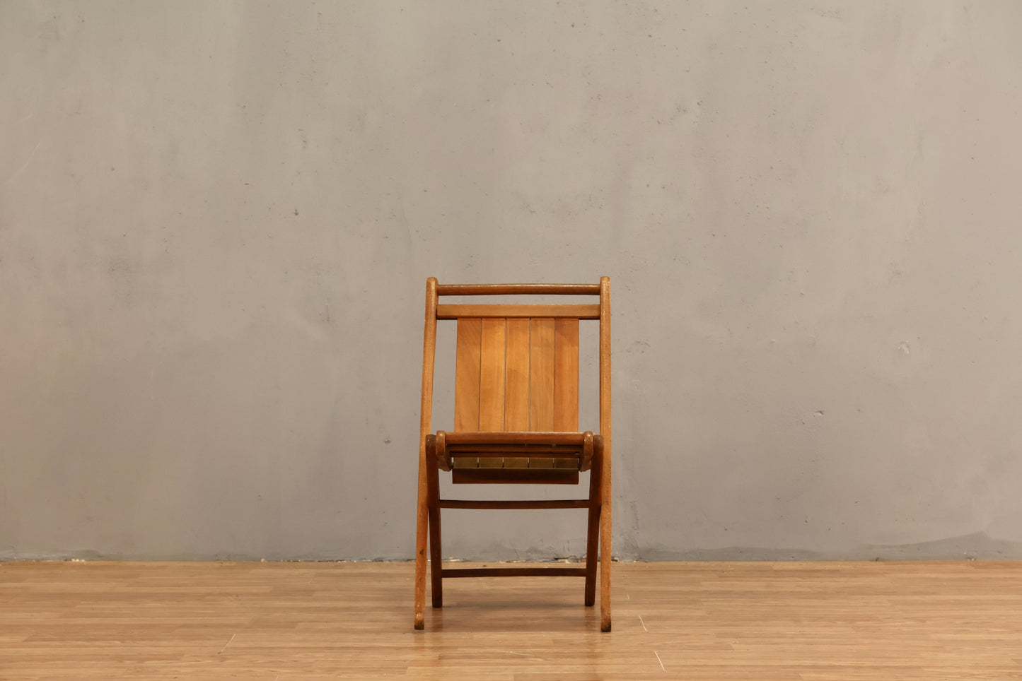 Slatted Wood Children's Folding Chair Q