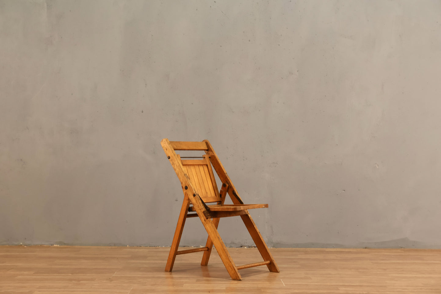 Slatted Wood Children's Folding Chair P