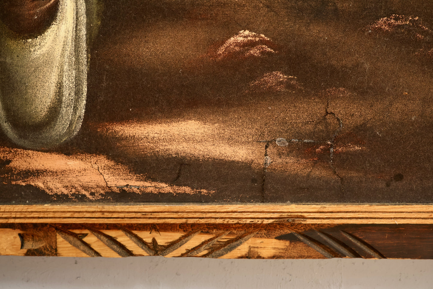 "Jesus with the Cross" Velvet Painting