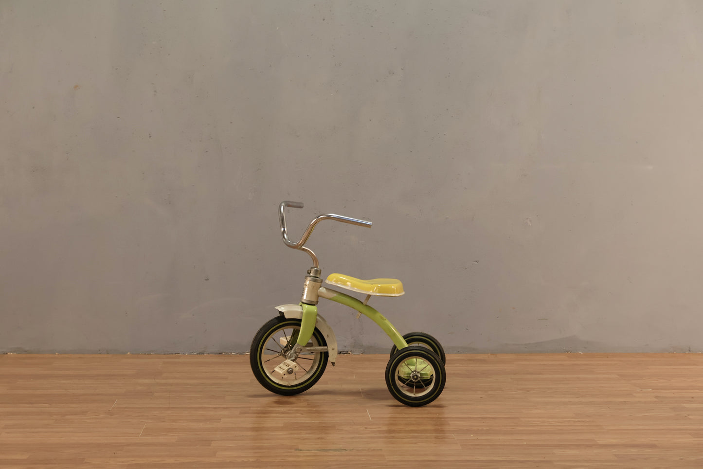 Hedstrom 1970s Lemon-Lime Tricycle