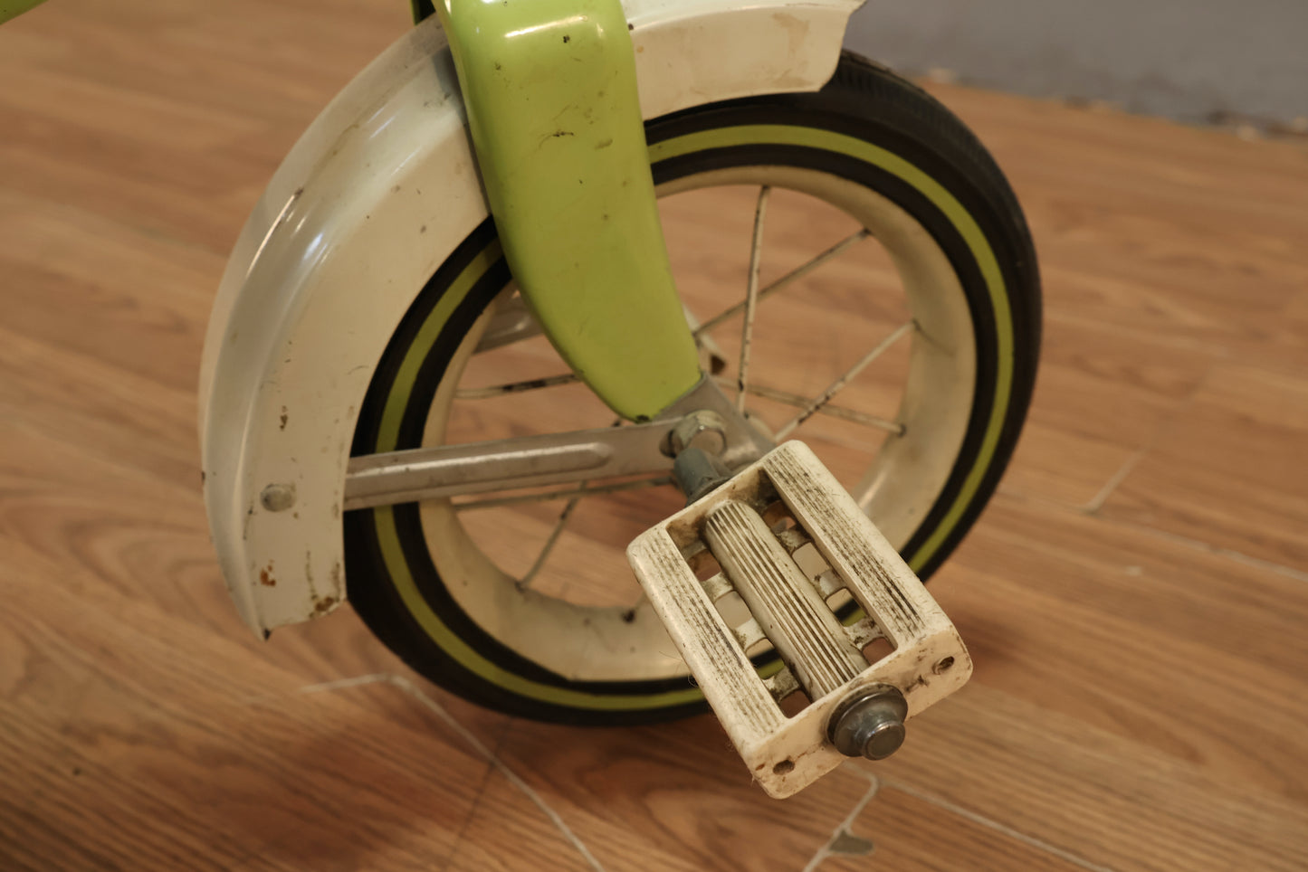 Hedstrom 1970s Lemon-Lime Tricycle