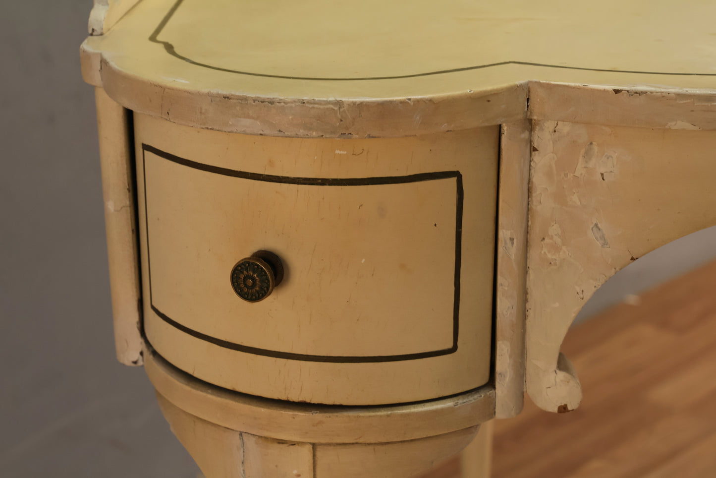 Petite Provincial Cream Vanity