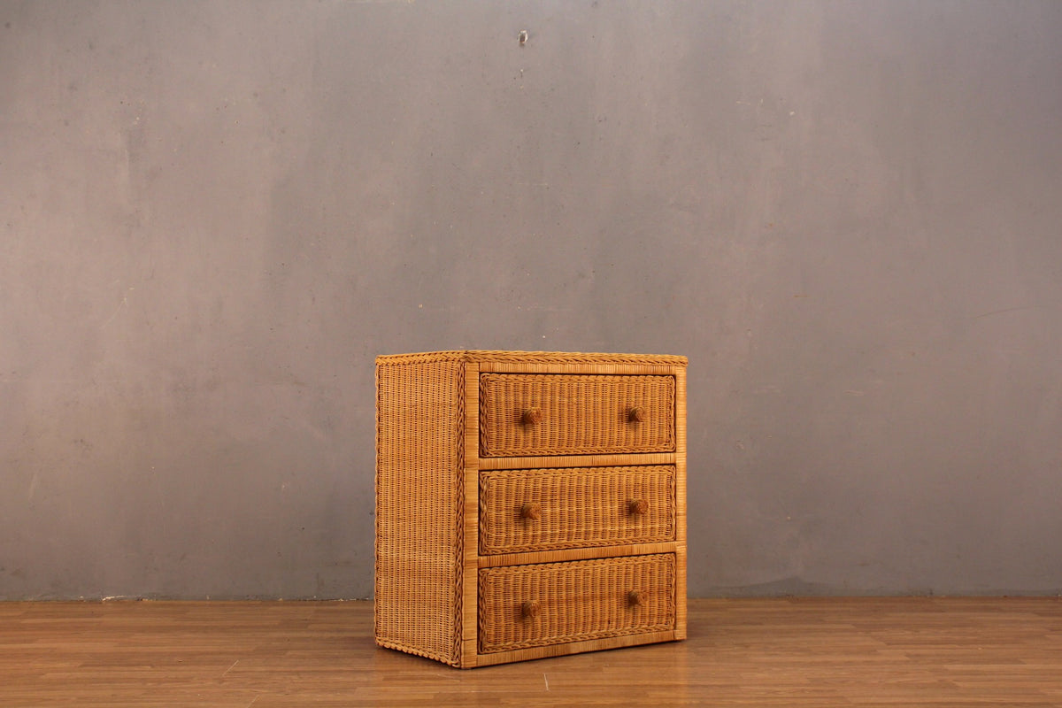 Wicker 3-Drawer Commode