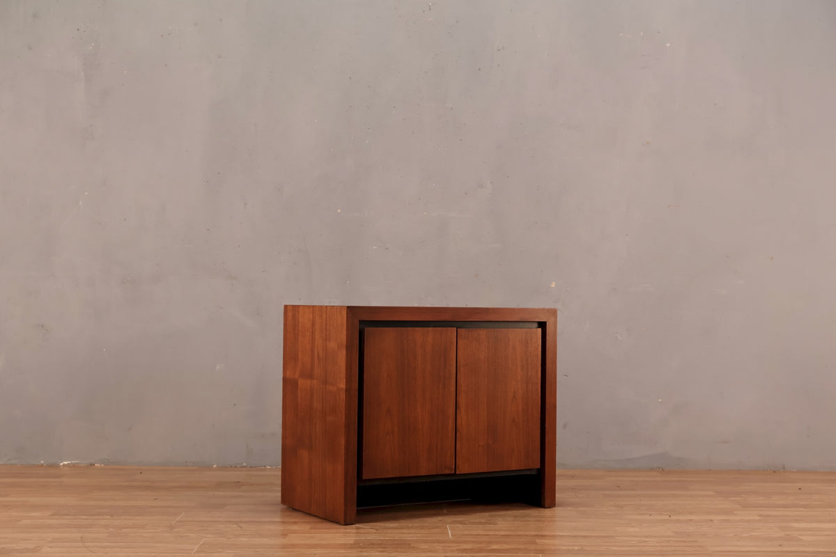 Mid Century Walnut 2-Door Nightstand