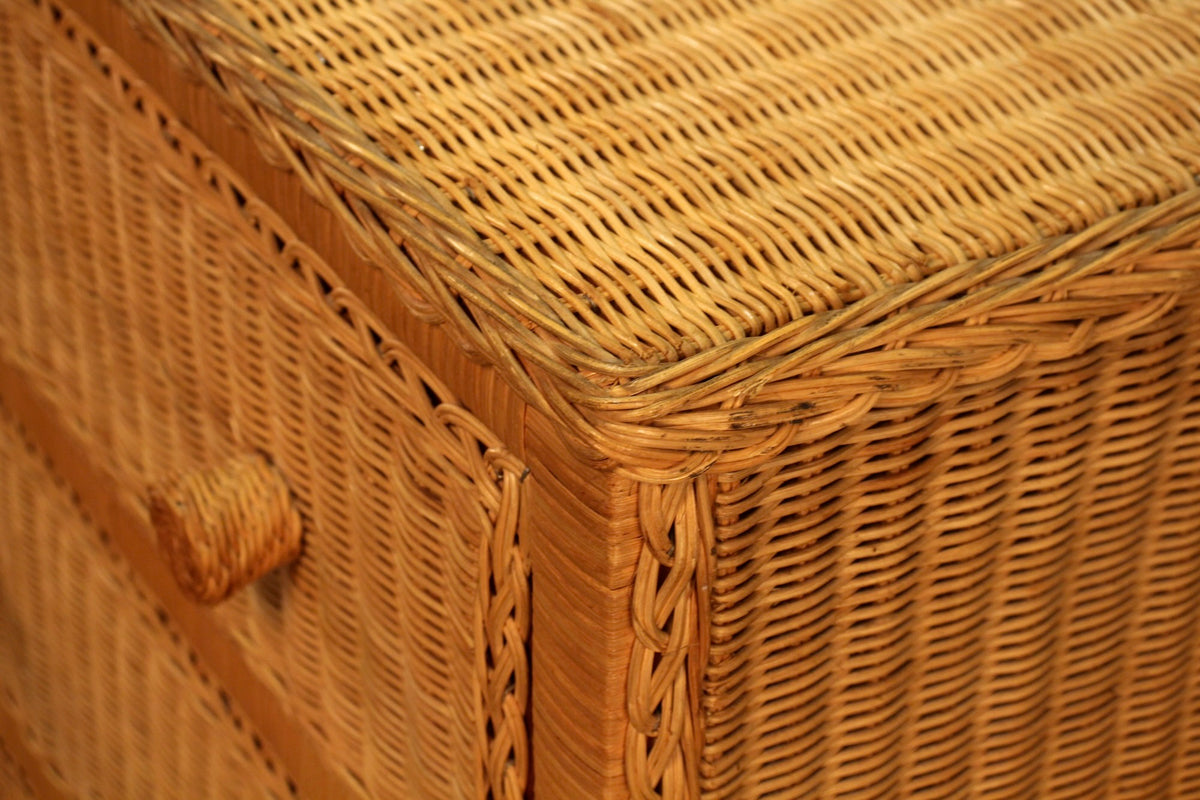 Wicker 6-Drawer Dresser
