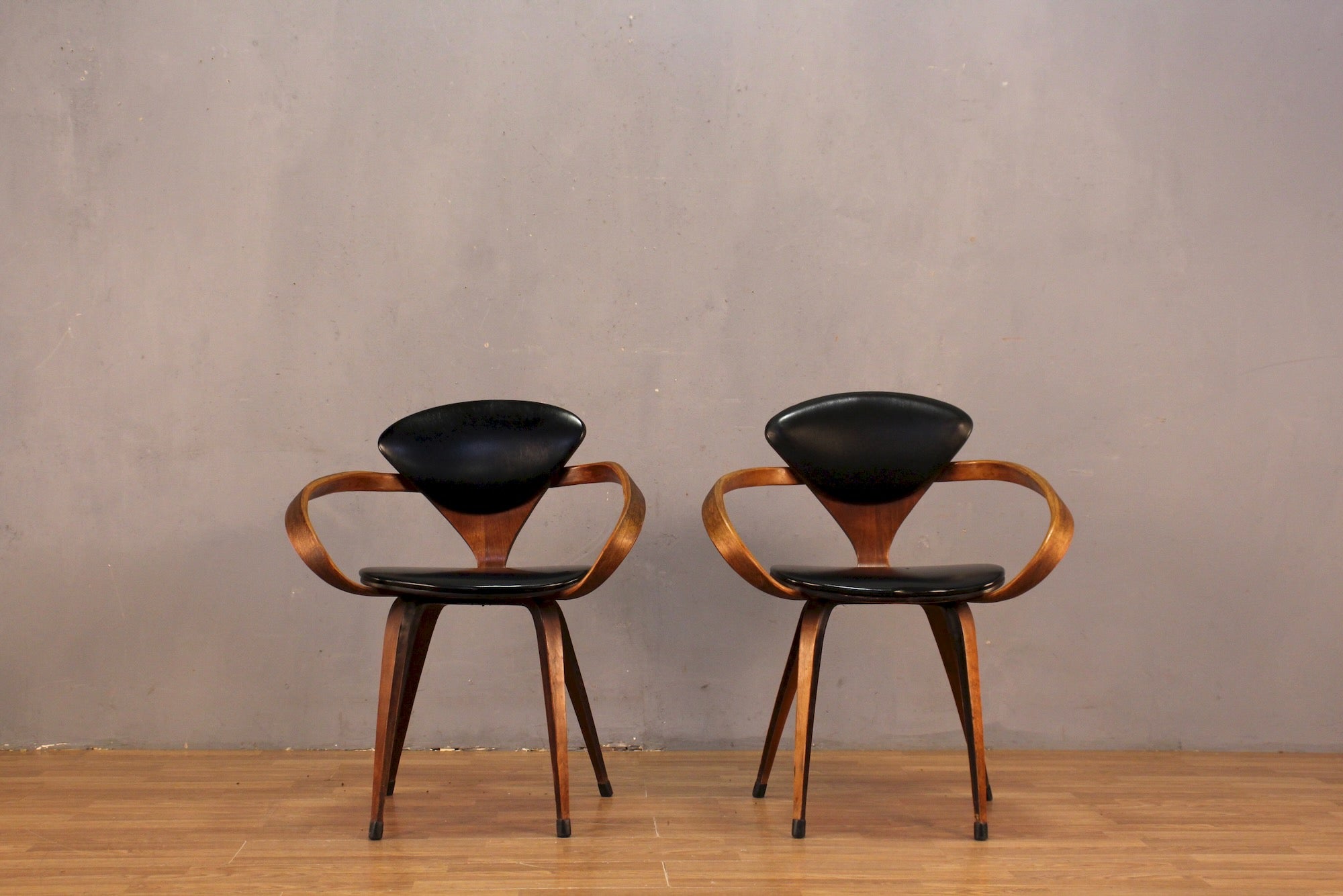 Norman Cherner Bentwood & Black Leather Armchair – Furnish Green