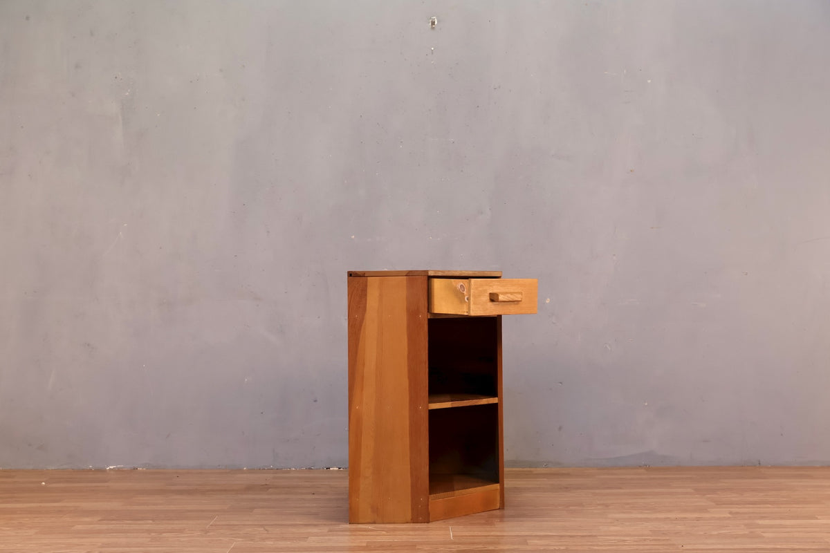 Pine 1-Drawer Corner Table