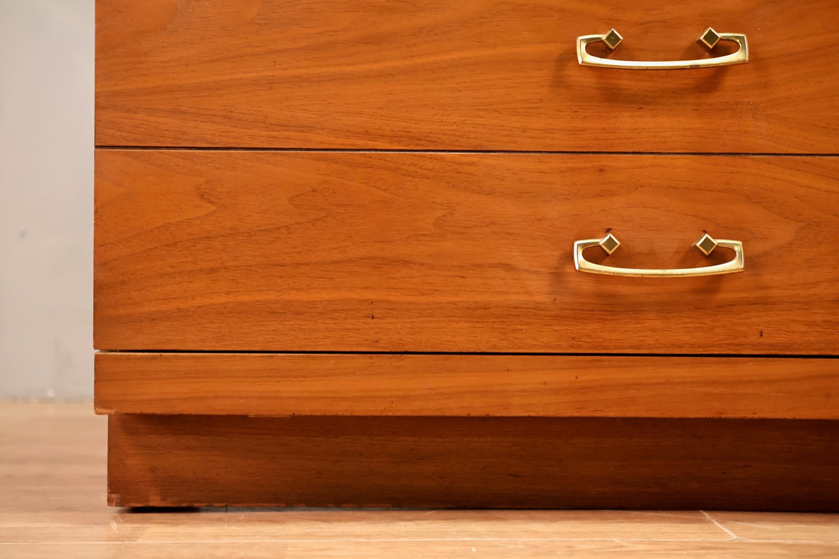 Bassett Walnut & Laminate 4-Drawer Dresser - ONLINE ONLY
