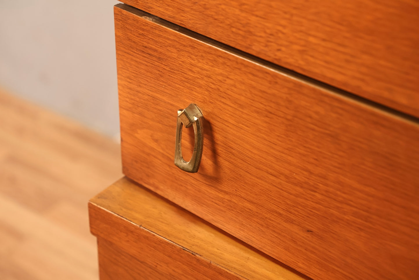 Bassett Walnut & Laminate 4-Drawer Dresser - ONLINE ONLY