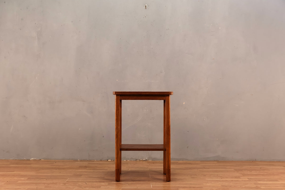 Tall Oak 2-Tier End Table