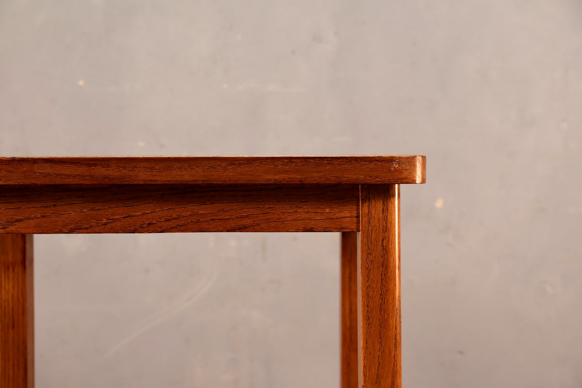 Tall Oak 2-Tier End Table