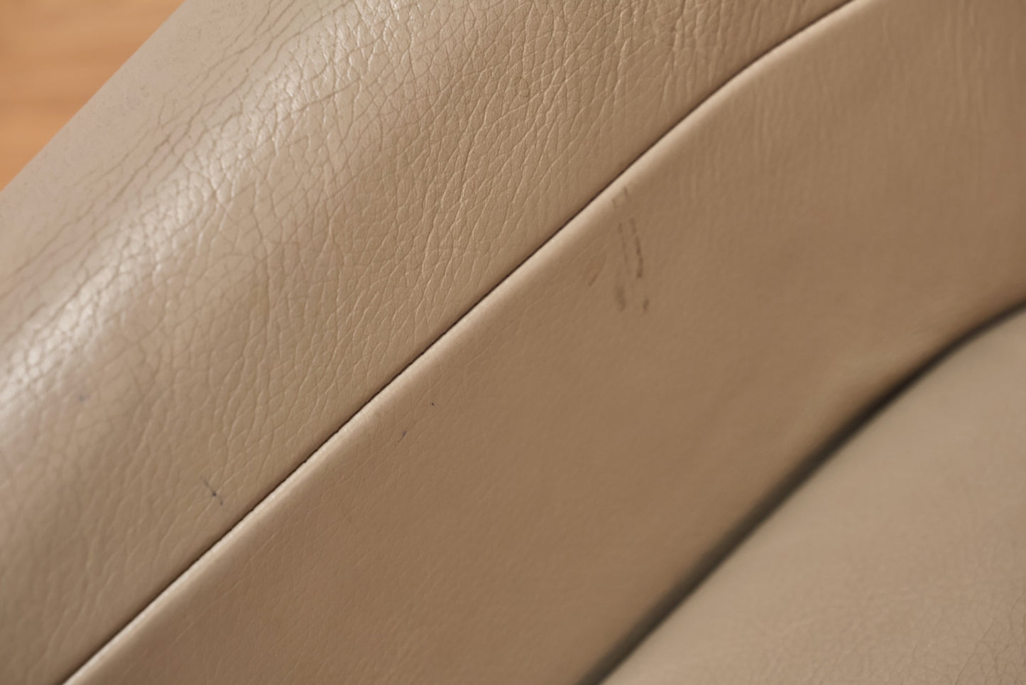 Walter Knoll Gray Leather Lounge Chair - ONLINE ONLY