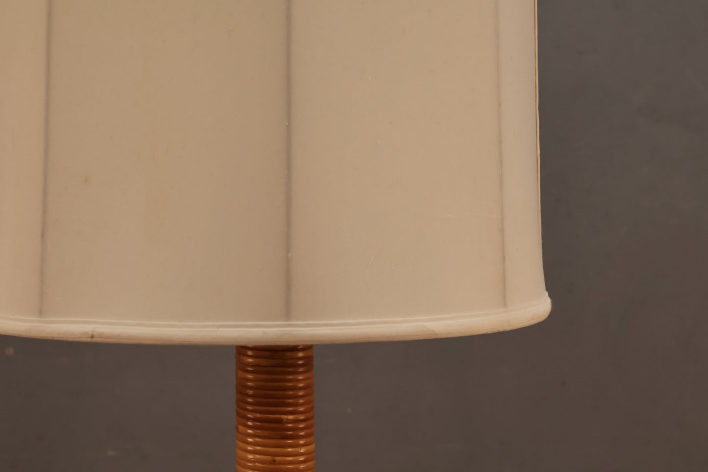 Rattan Brass & Glass Side Table Lamp