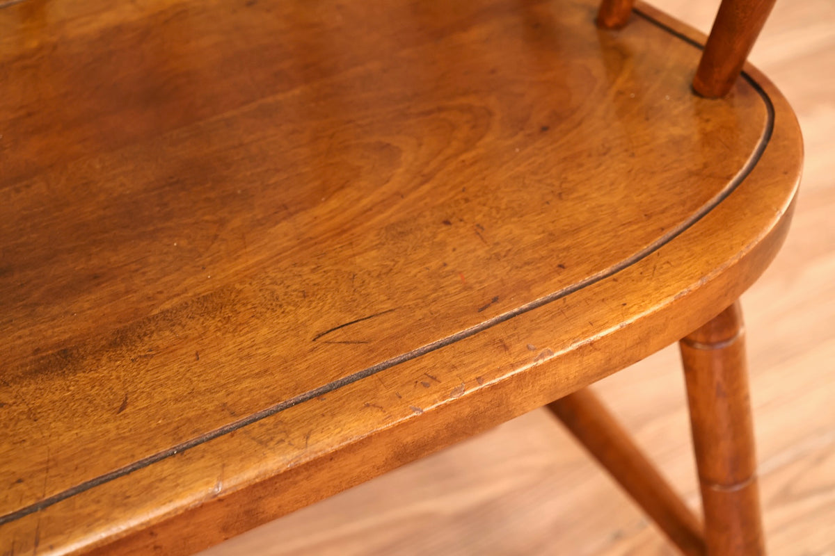 Small Nichols & Stone Maple Bench